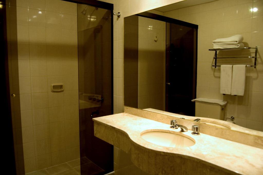 Hotel Bristol Asuncion Cameră foto