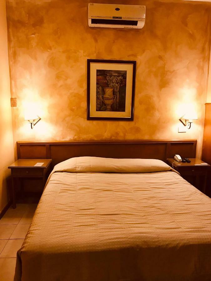Hotel Bristol Asuncion Exterior foto